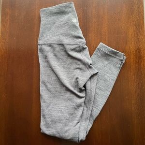 Lululemon Heathered Grey Align Leggings 25" Size 0